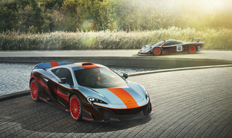  McLaren MSO 675LT Gulf Racing Theme 2018 года  (фото 2 из 10)